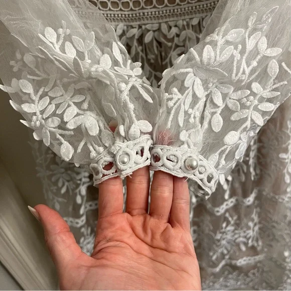 Ivy City Co Cream Lace Midi Dress - Picture 9 of 15